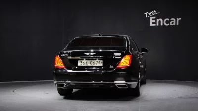 Genesis EQ900