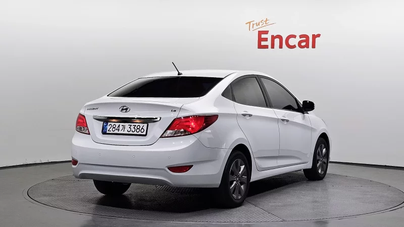 Hyundai Accent