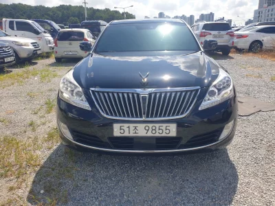 Hyundai Equus