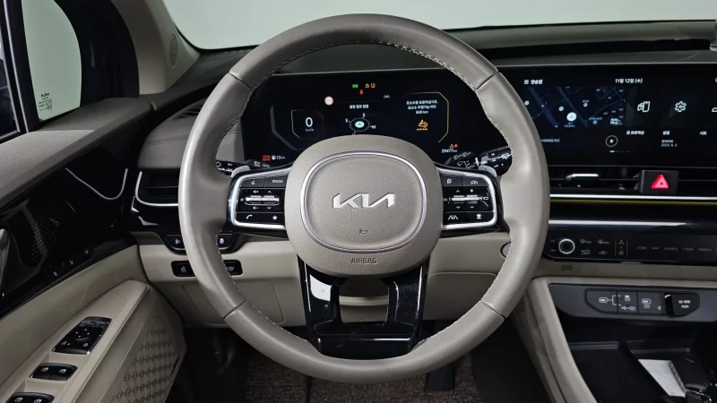 Kia Carnival