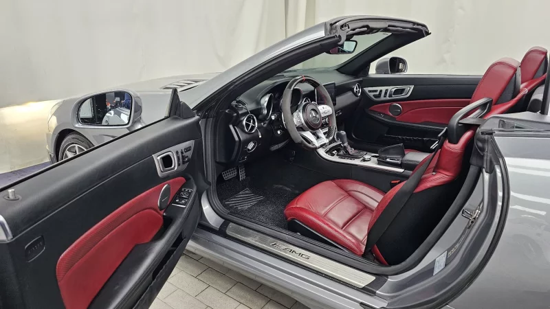 Mercedes-Benz SLK-Class