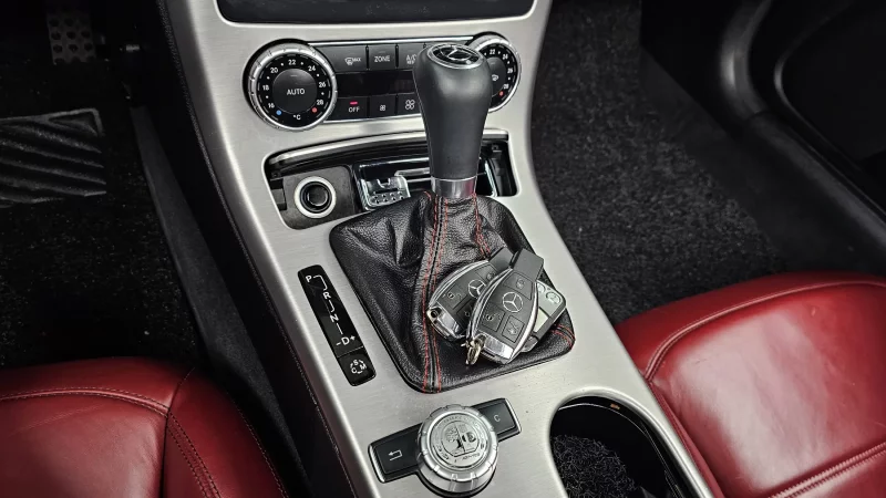 Mercedes-Benz SLK-Class