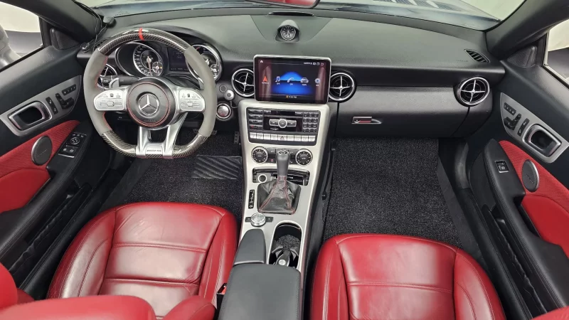 Mercedes-Benz SLK-Class