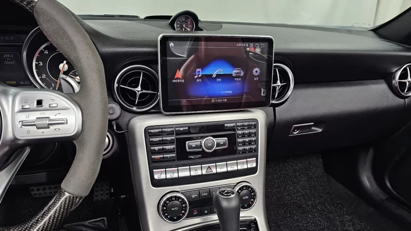 Mercedes-Benz SLK-Class