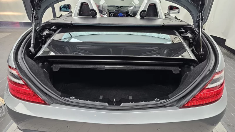 Mercedes-Benz SLK-Class