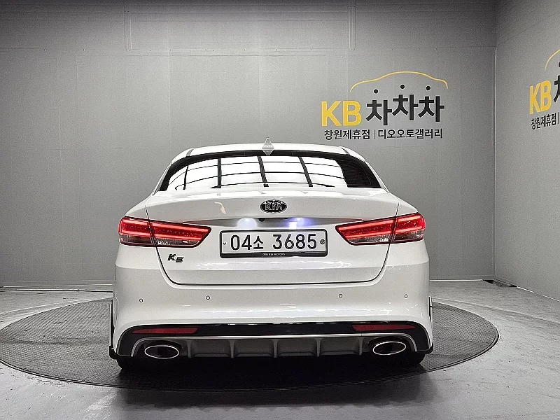 Kia K5