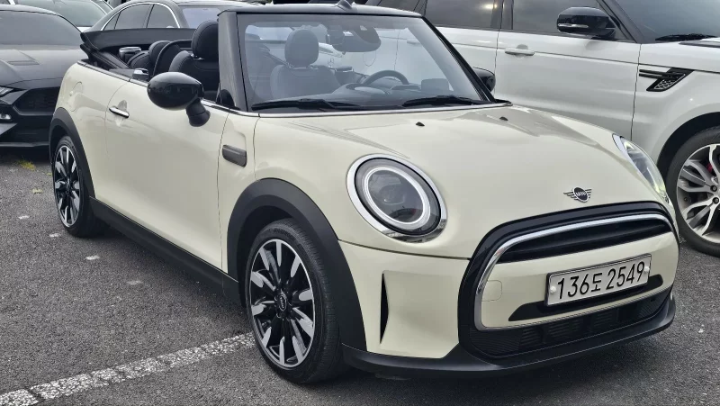 MINI Cooper Convertible