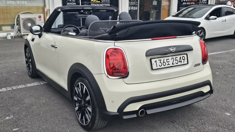 MINI Cooper Convertible