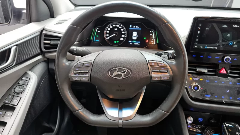 Hyundai Ioniq
