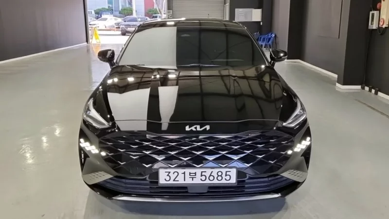 Kia K8