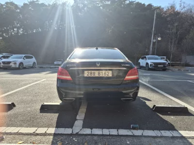 Hyundai Equus