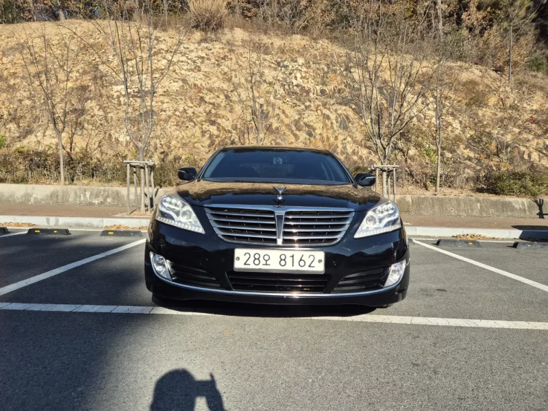 Hyundai Equus
