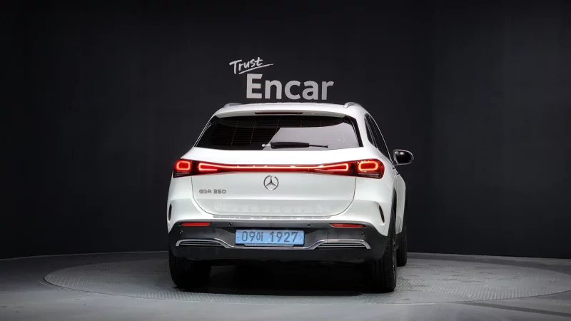 Mercedes-Benz EQA