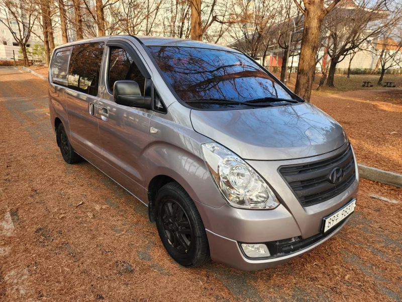 Hyundai Starex