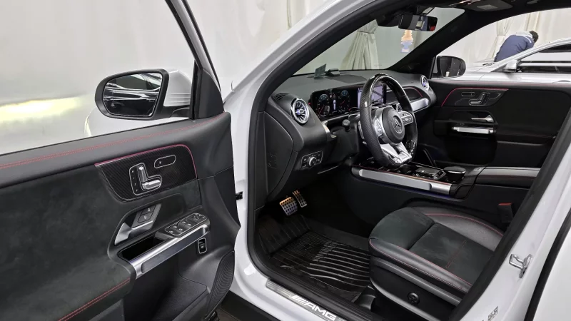 Mercedes-Benz GLB-Class