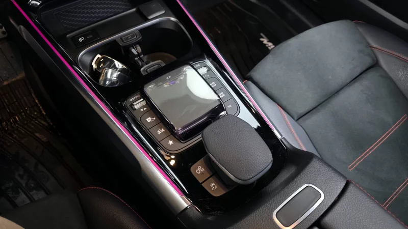 Mercedes-Benz GLB-Class