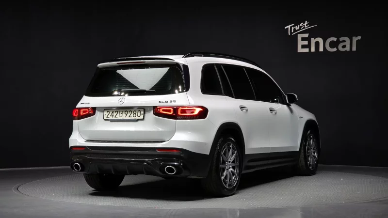 Mercedes-Benz GLB-Class