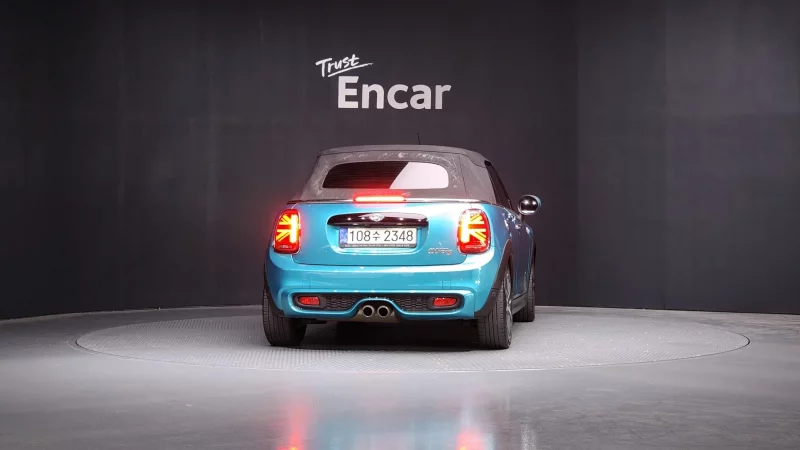 MINI Cooper Convertible