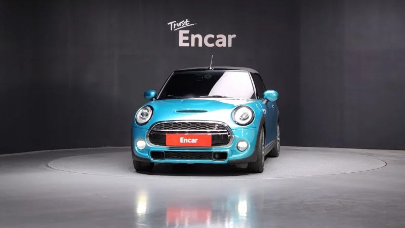 MINI Cooper Convertible