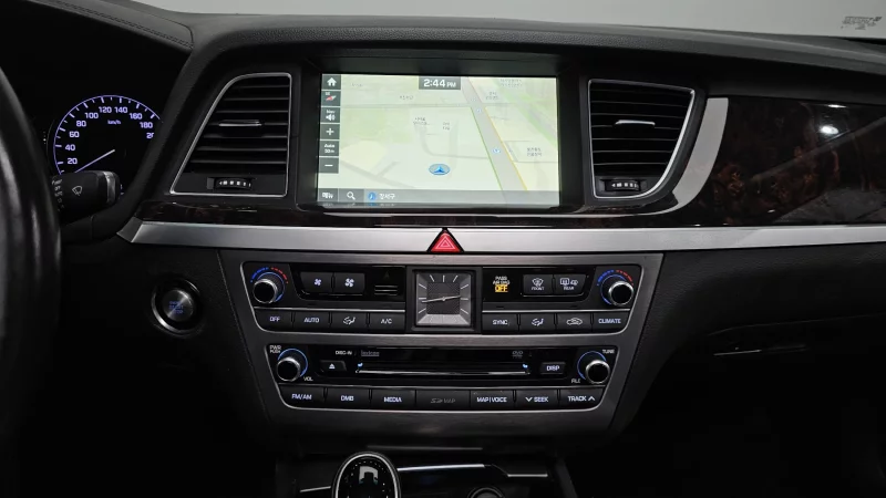 Hyundai Genesis