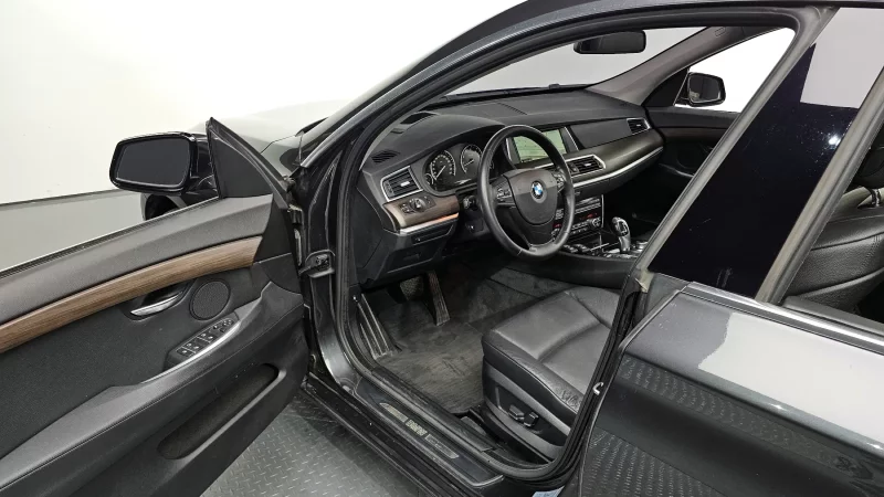 BMW 5-Series Gran Turismo