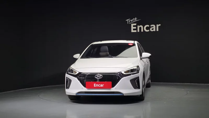 Hyundai Ioniq