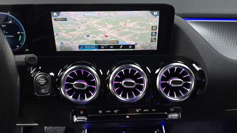 Mercedes-Benz GLA-Class