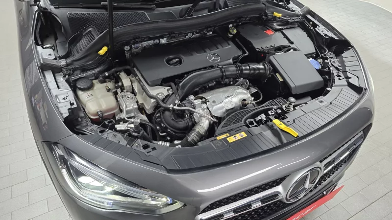 Mercedes-Benz GLA-Class