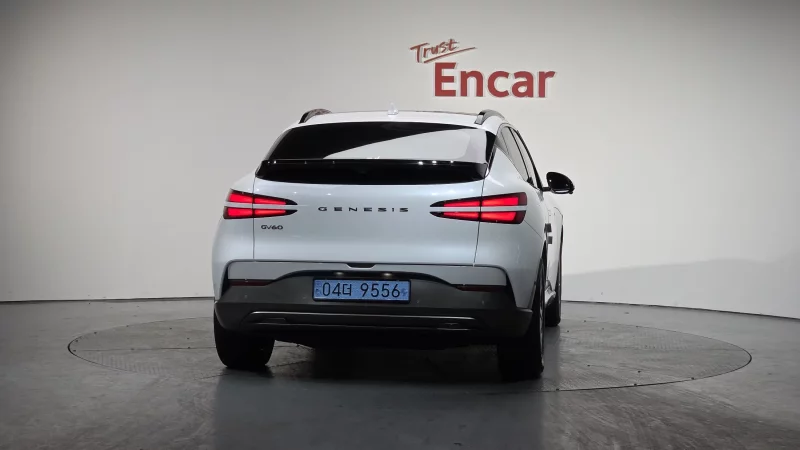 Genesis GV60