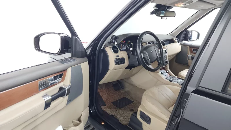 Land Rover DISCOVERY