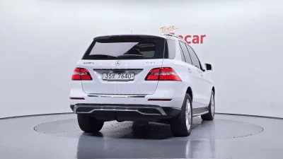 Mercedes-Benz M-class