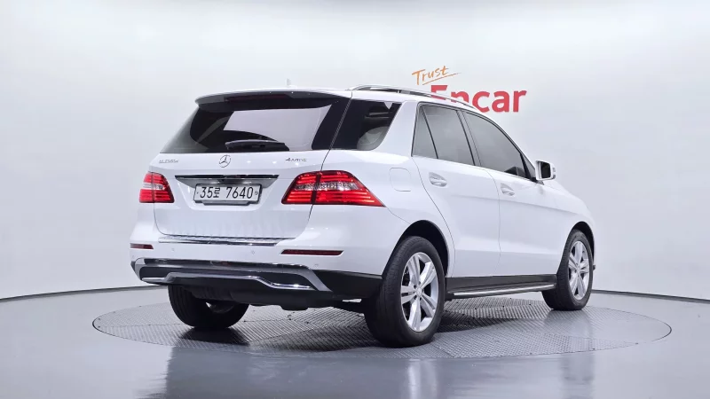 Mercedes-Benz M-class