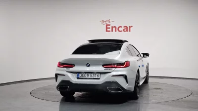 BMW 8-Series