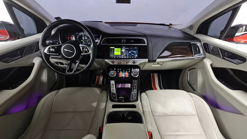Jaguar I-PACE