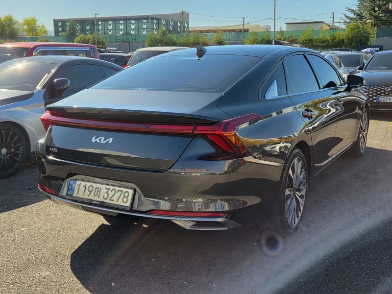 Kia K8