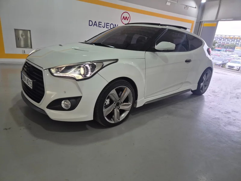 Hyundai Veloster