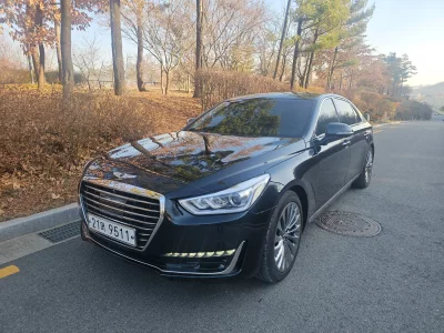 Genesis EQ900