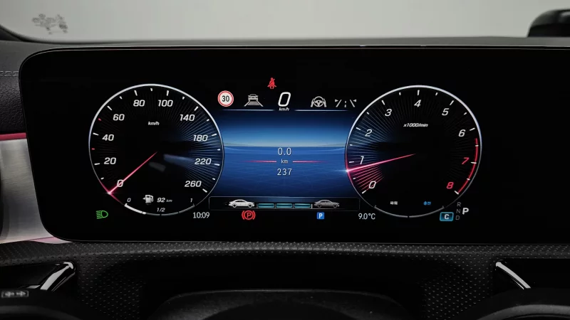 Mercedes-Benz CLA-Class