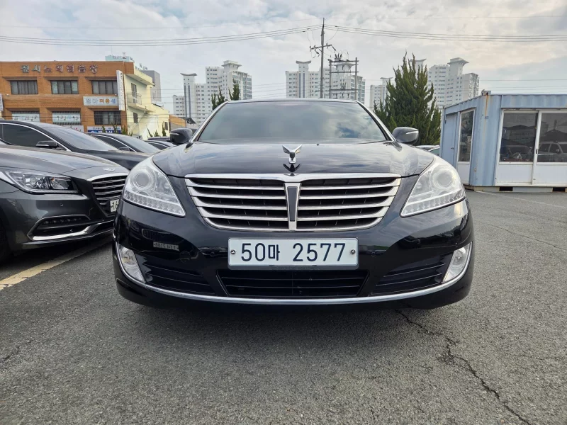 Hyundai Equus