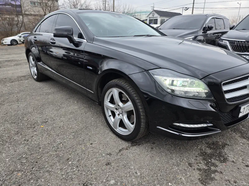 Mercedes-Benz CLS-Class