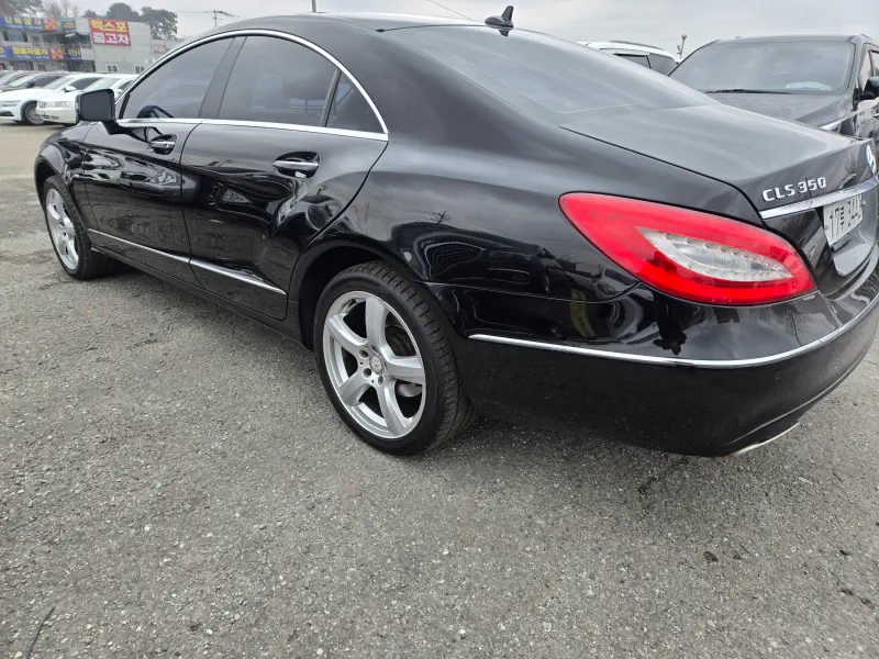 Mercedes-Benz CLS-Class