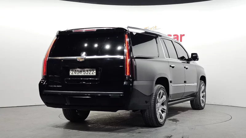 Cadillac Escalade