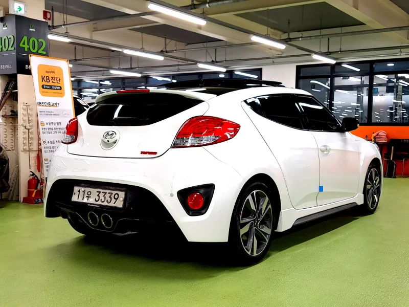 Hyundai Veloster