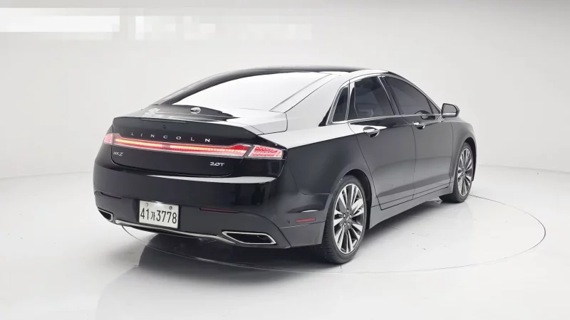 Lincoln MKZ