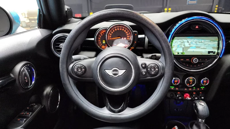 MINI Cooper Convertible