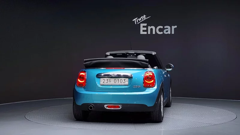 MINI Cooper Convertible