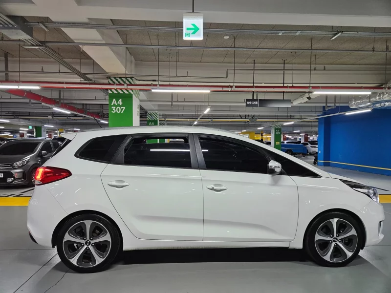 Kia Carens