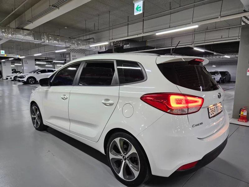 Kia Carens