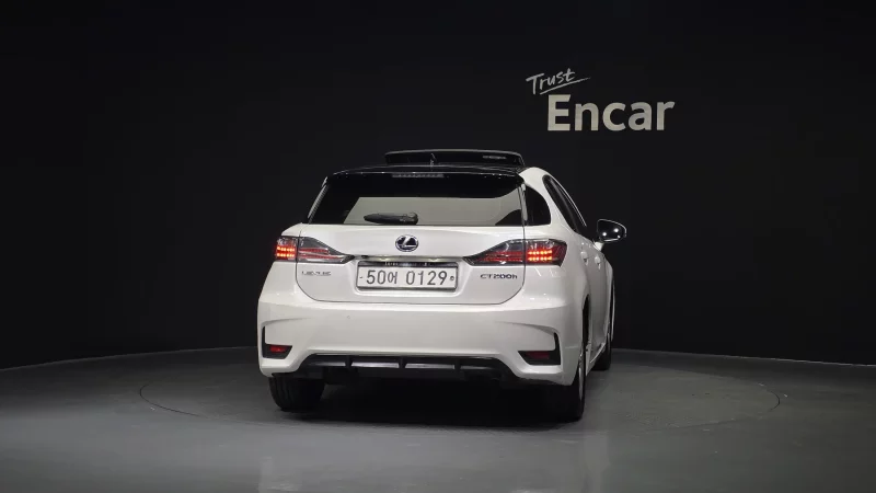 Lexus CT200h