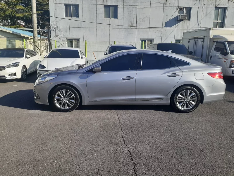 Hyundai Grandeur